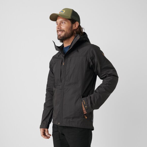 FJALLRAVEN - FJALLRAVEN HERRE VIND/VANDREJAKKE SKOGSO JACKET DARK GREY