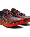 ASICS - ASICS HERRE LØBESKO FUJISPEED BLACK/CHERRY 