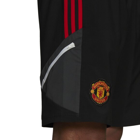 ADIDAS  - ADIDAS HERRE SHORTS M MUFC DT SHORT 