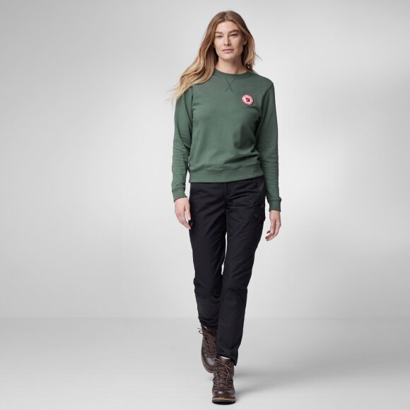 FJALLRAVEN - FJALLRAVEN DAME SWEATER W 1960 LOGO BADGE SWEATER