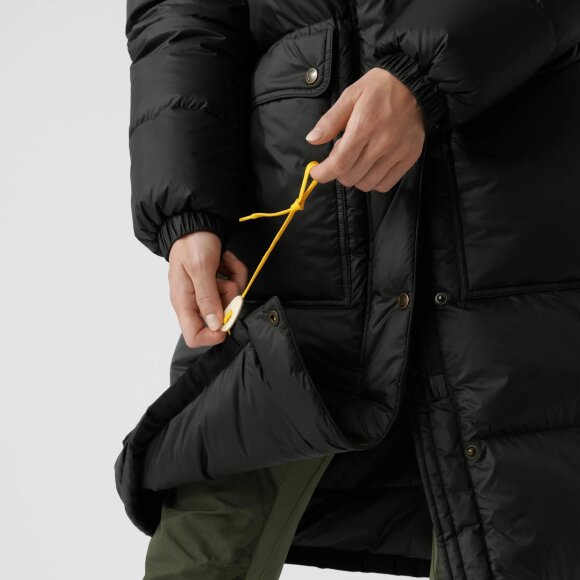 FJALLRAVEN - FJALLRAVEN DAME DUNJAKKE W EXPEDITION LONG DOWN PARKA BLACK