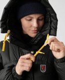 FJALLRAVEN - FJALLRAVEN DAME DUNJAKKE W EXPEDITION LONG DOWN PARKA BLACK