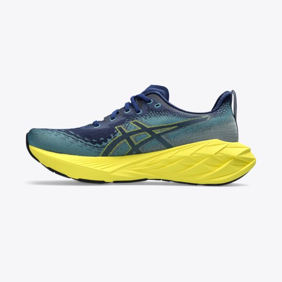 ASICS - ASICS HERRE LØBESKO M NOVABLAST 4