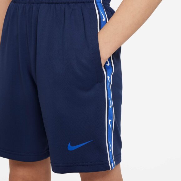 NIKE - B NSW REPEAT SW SHORT