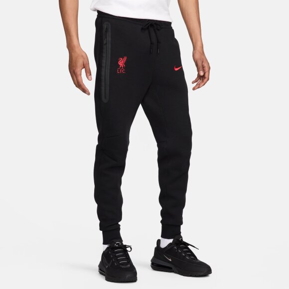 NIKE - M LFC MNSW TECH FLC JGR