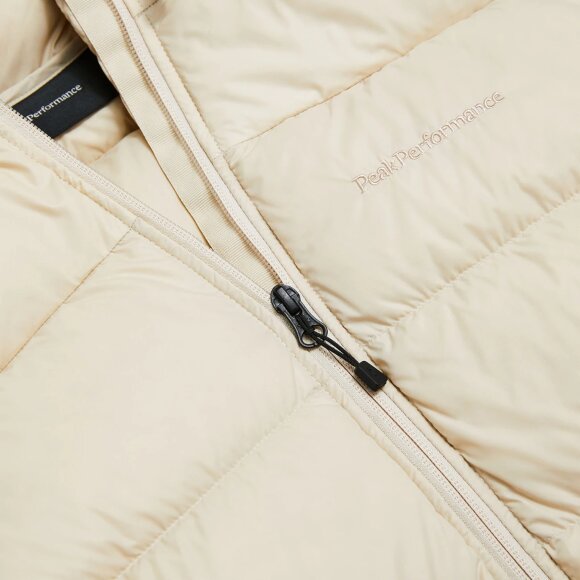 PEAK PERFORMANCE - W FROST DOWN JACKET