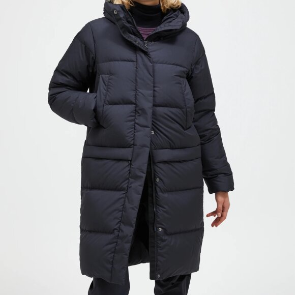 PEAK PERFORMANCE - W QUIVER DOWN PARKA